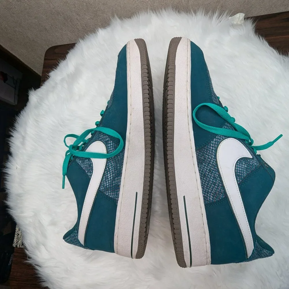RARE SIZE 15 Nike Air Force 1 Snake Skin Men’s Sneakers Teal Color👟